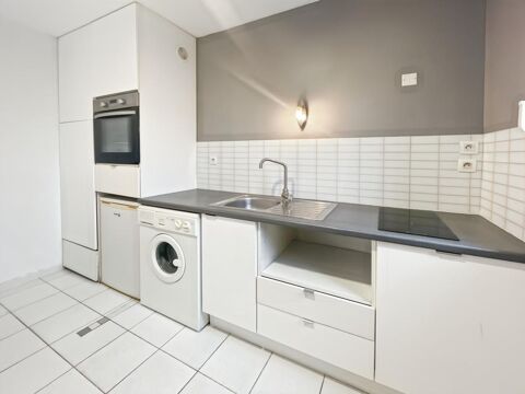   APPARTEMENT T1 BIS NON MEUBL� � 2? �TAGE � 2 PLACES DE PARKING � CALME Appartement - 2 pi�ce(s) - 34 m�