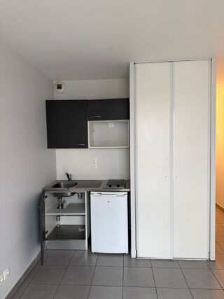  Appartement à louer 1 pièce 21 m²