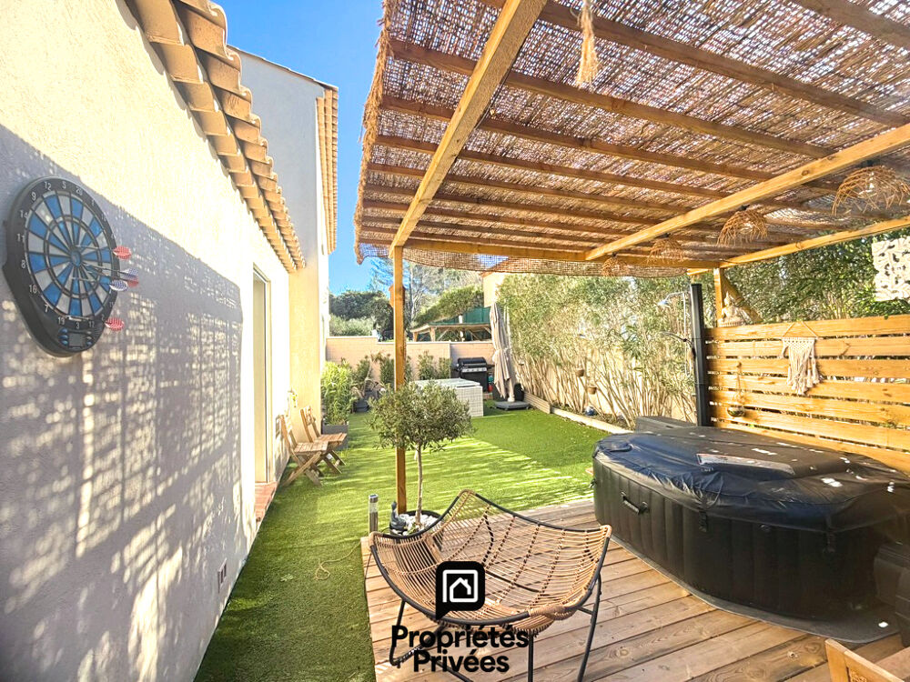 Vente Maison Maison contemporaine 4 pièces 95 m2 avec garage - Fréjus Frejus