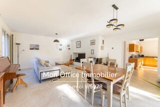  Maison � vendre 5 pi�ces 200 m� Simiane collongue