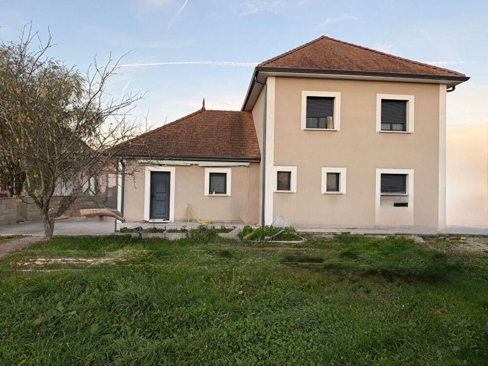 Maison récente de 2015 à Allériot 7 pièce(s) 150 m2 DPE B GES A