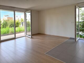  Appartement à louer 3 pièces 63 m²
