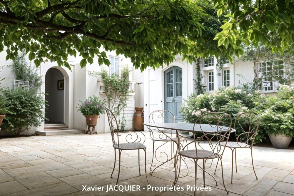 Vente Maison Belle maison familiale - 7 pièces - 263 m² - Centre bourg Geneston