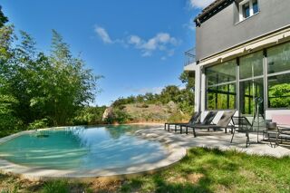  Propri�t�/ch�teau � vendre 13 pi�ces 330 m�