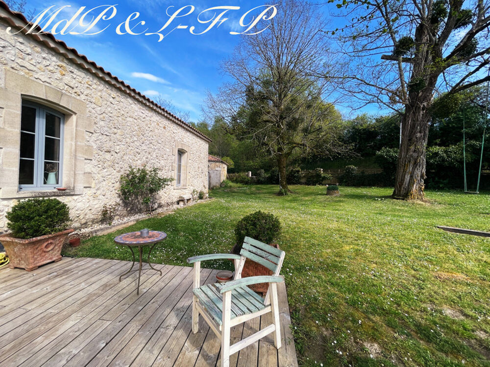 � vendre  Maison Montguyon (17270)