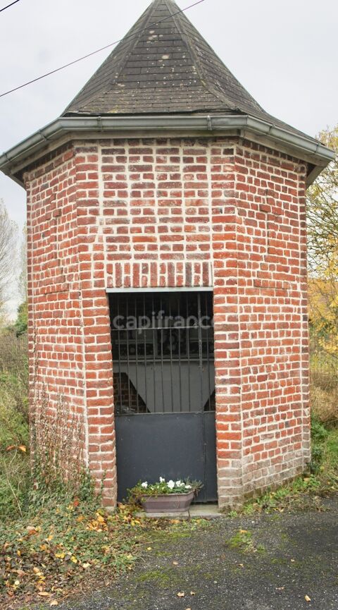   Local/bureau à vendre STEENWERCK (59) Corps de ferme au carré pour un usage mixte sur une parcelle de 27 474 m² 