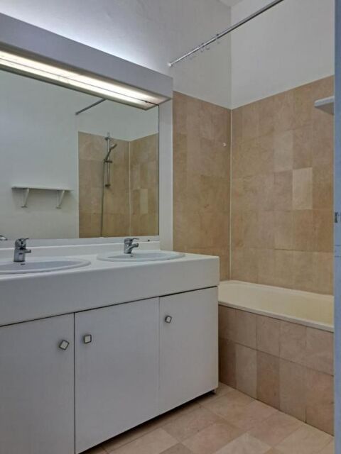  Appartement  louer 3 pices 74 m