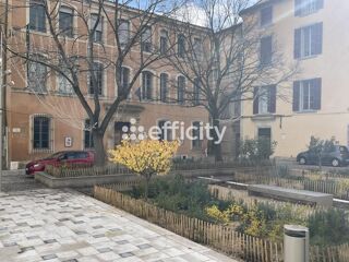  Immeuble � vendre 14 pi�ces 220 m�