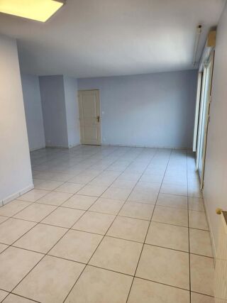  Appartement à louer 2 pièces 43 m²