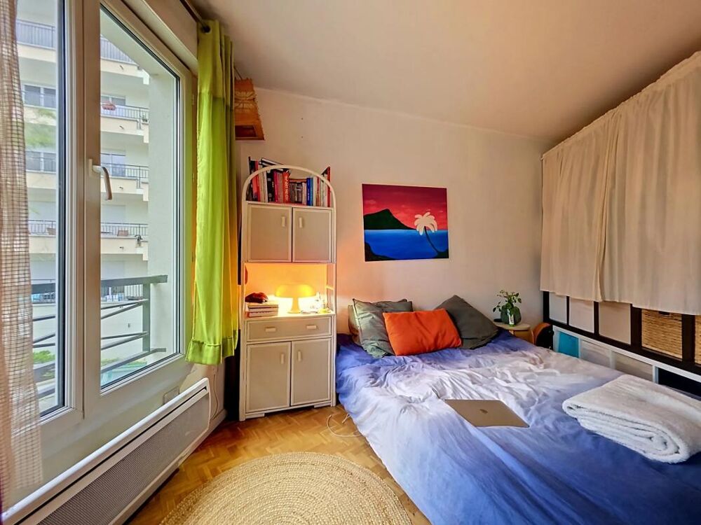 Vente Appartement STUDIO DANS IMMEUBLE RECENT EN PLEIN CENTRE DES LILAS - 27,61 M2 Les lilas