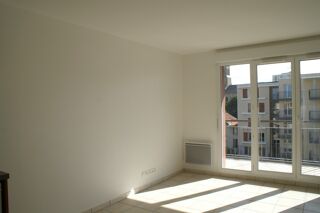 Appartement à louer 2 pièces 37 m²