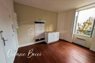  Appartement à louer 2 pièces 54 m²