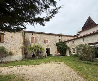  Maison à vendre 14 pièces 361 m²