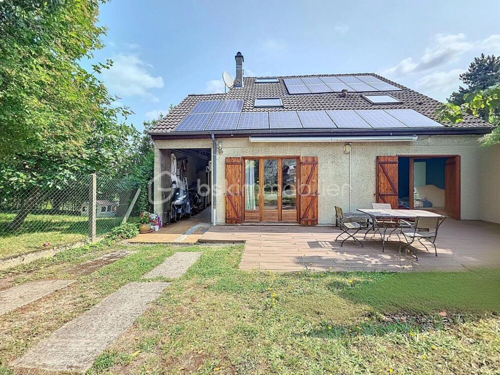Maison spacieuse et confort moderne à l'épreuve du temps