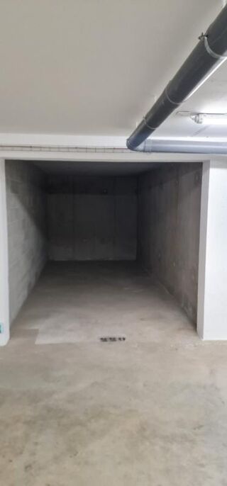 Location Parking/Garage PLACE DE STATIONNEMENT Ajaccio