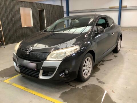 Renault megane coupe M&eacute;gane Coup&eacute; 1,6 L 110 CV 