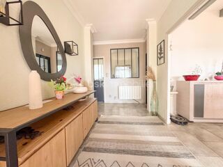  Propriété/château à vendre 6 pièces 162 m²