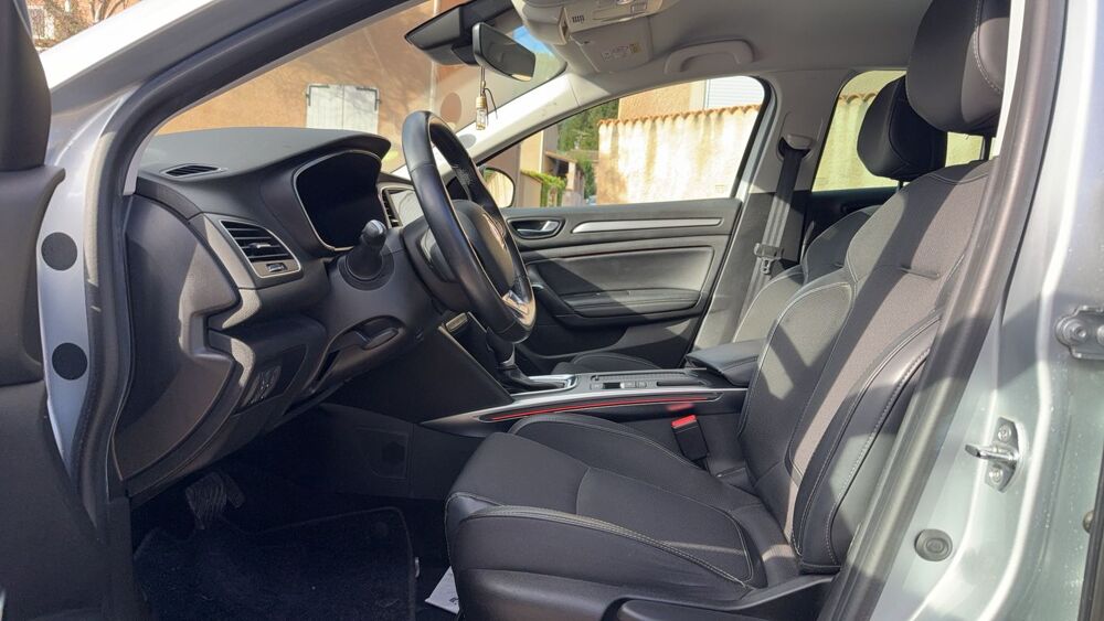 M&eacute;gane IV 1.5 BLUE DCI 115.0 Intens - Automatique 2021 occasion 13120 Gardanne