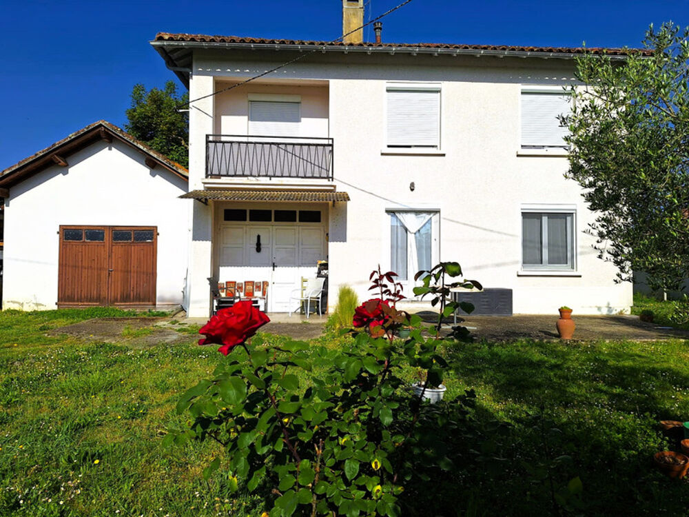 ? Maison familiale 4 chambres de 122 m² sur 3200 m² de terrain à Riscle