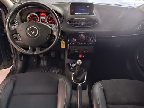 Clio III 1.2 TCE 100 NIGHT&DAY 5P 2011 occasion 06640 Saint-Jeannet
