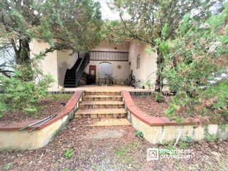  Villa  vendre 6 pices 254 m