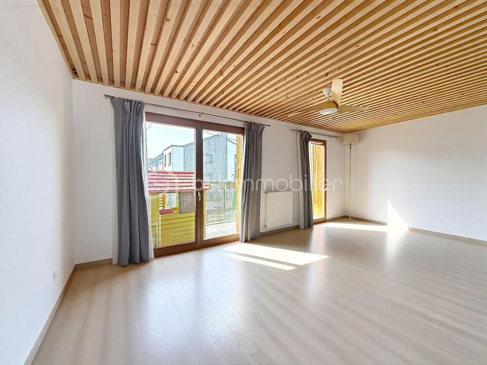 APPARTEMENT F4 DE 79M2  PROCHE COMMERCES ET GARE  335 000 €