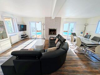  Maison à vendre 8 pièces 241 m²