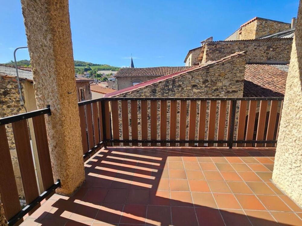 Vente Maison CHALEUREUSE MAISON DE VILLAGE + TERRASSE + GARAGE Vertaizon