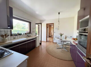  Villa à vendre 8 pièces 200 m²