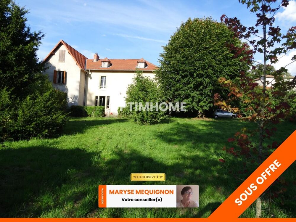 Maison 8 pièces 210 m² · à Le Brugeron · 210 m² · 120 000 €