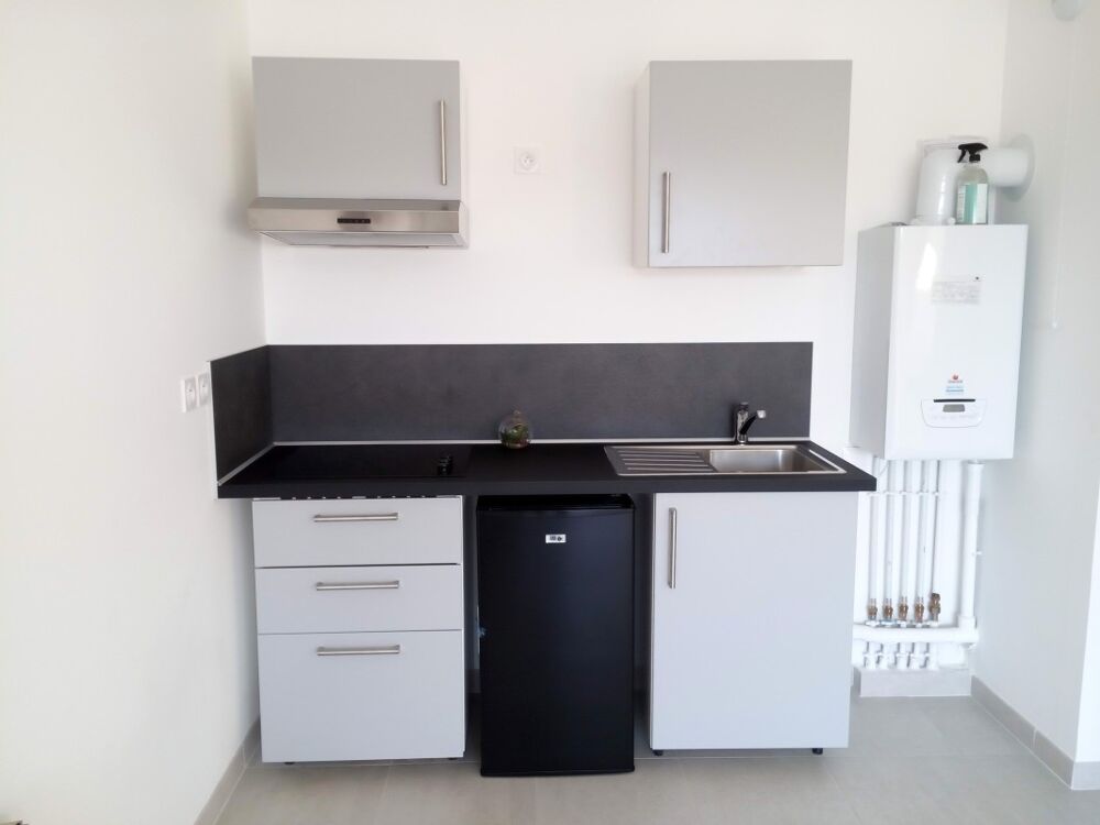 Location Appartement T2 avec terrasse et parking à TOULON Toulon