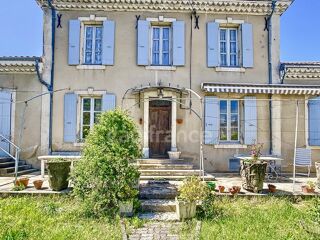  Maison  vendre 7 pices 185 m