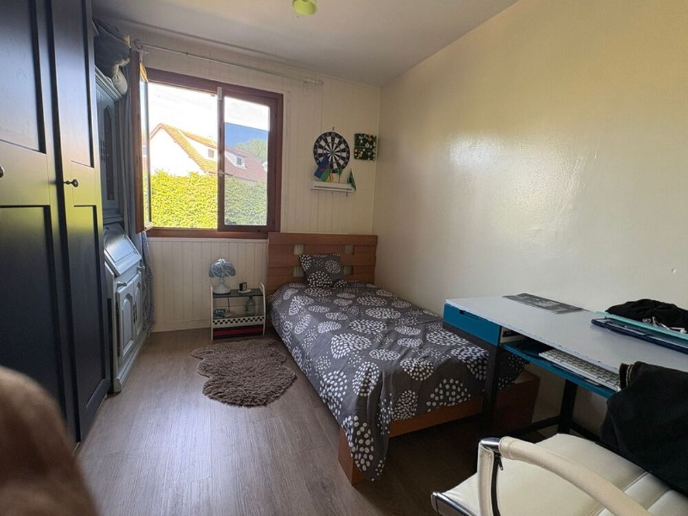 Maison à vendre 5 pièces MERU (60)