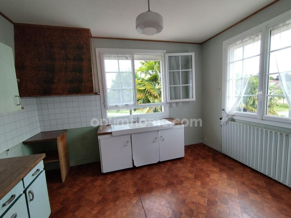CHARENTE, VAL DE BONNIEURE, Maison sur sous-sol, 3 chambres, garage, terrain arboré 1457 m²