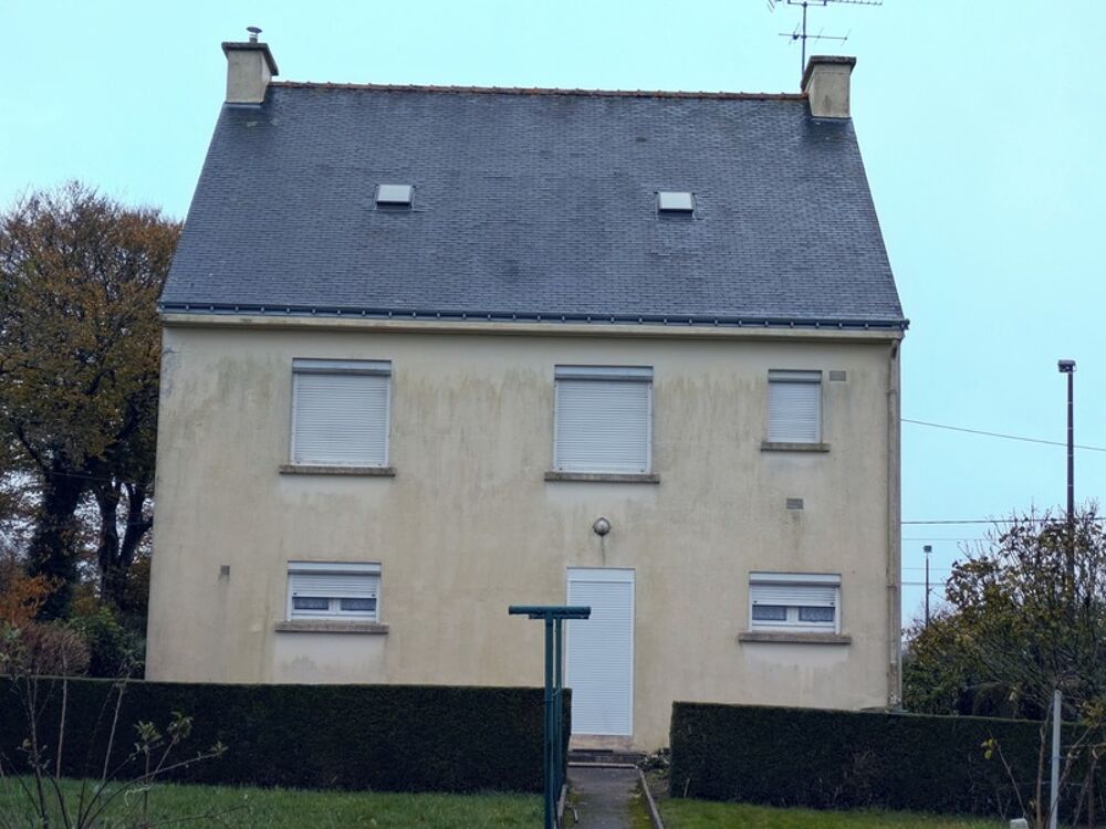 SÉGLIEN JOLIE MAISON EN REZ DE CHAUSSEE SURELEVE AVEC VIE DE PLAIN PIED DE 95 M² ENVIRON 4 PIÈCES PARCELLE DE 800M² ENVIRON