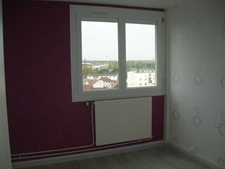  Appartement à louer 4 pièces 71 m²
