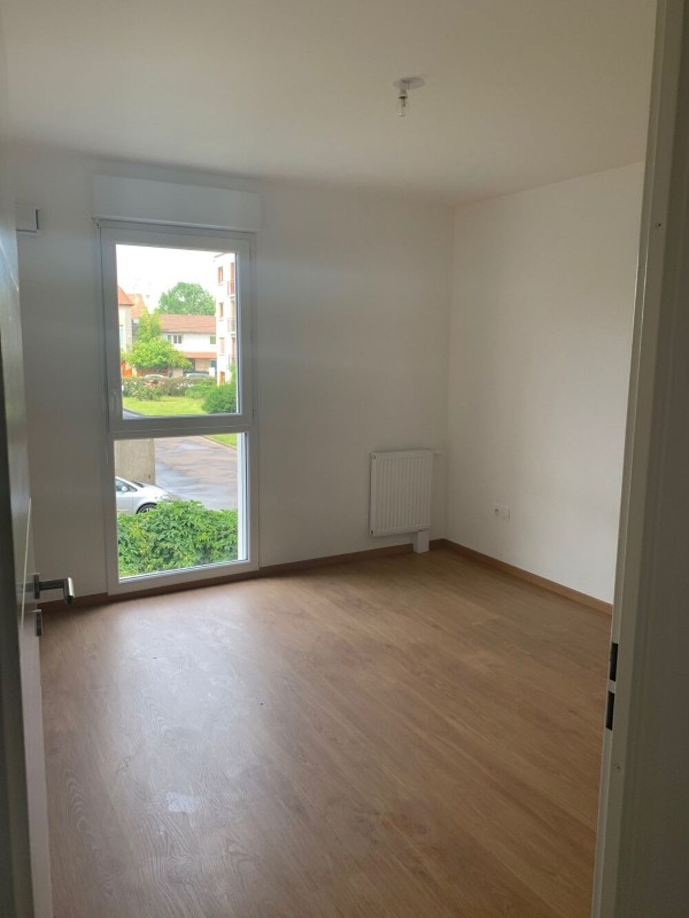 Location Appartement T4 avec balcons et double parking à NOISY LE SEC Noisy le sec