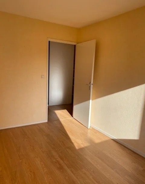  Appartement � louer 3 pi�ces 80 m�