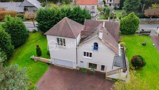  Maison  vendre 6 pices 222 m