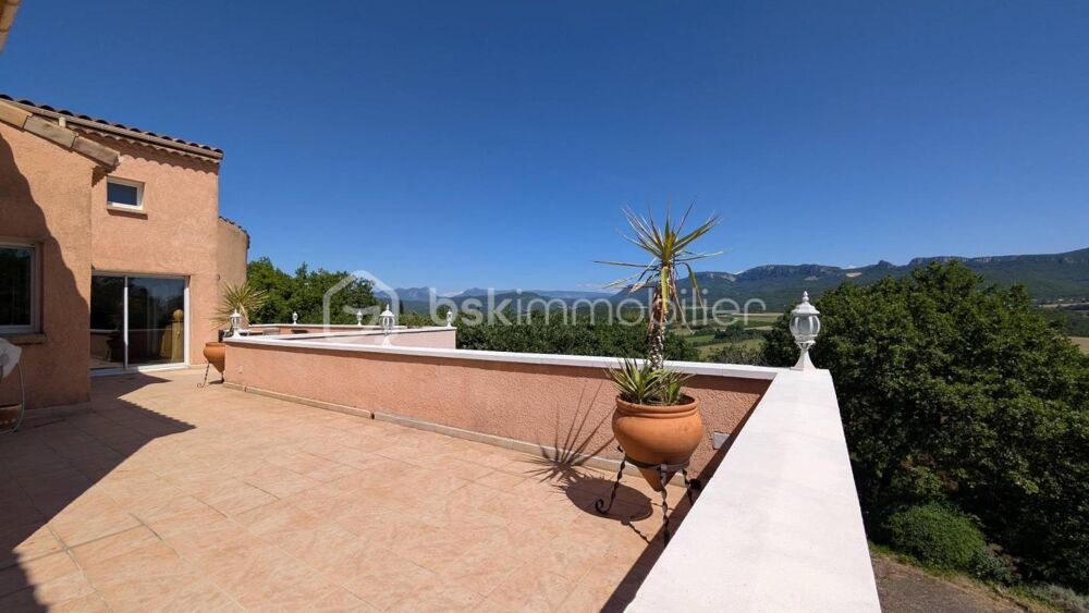 Maison darchitecte avec vue panoramique sur les 3 Becs  Drôme provençale