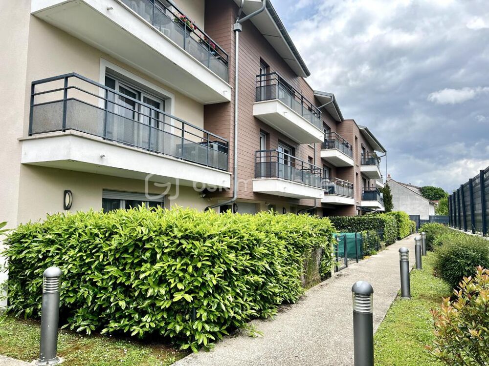 Appartement contemporain avec jardin au coeur de Crécy-la-Chapelle