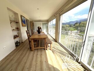  Villa  vendre 7 pices 207 m