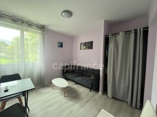  Maison à vendre 15 + pièces 472 m²