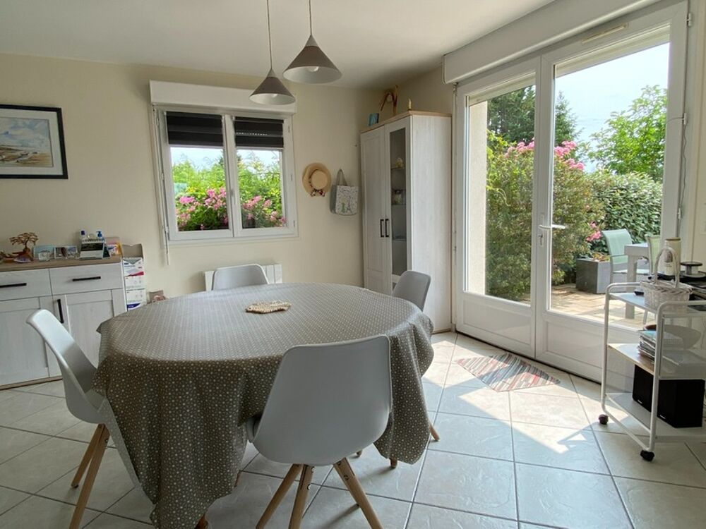 Ensemble immobilier avec maison et local professionnel entre Deauville et Pont l'Evêque