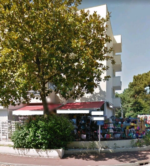   Dpt Charente Maritime (17), � vendre LA PALMYRE Local commercial 