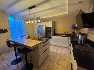  Maison � vendre 13 pi�ces 350 m�