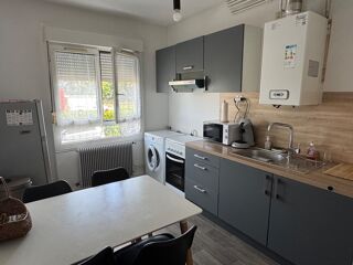  Immeuble à vendre 15 + pièces 260 m²