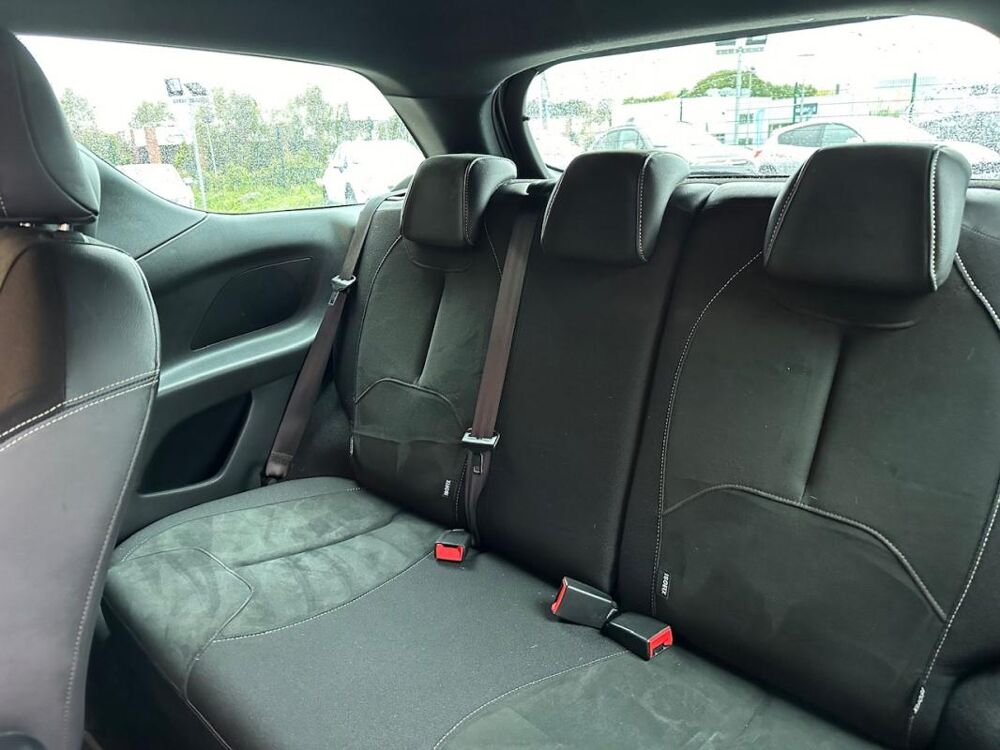 DS3 (2) 1.2 PURETECH 110 S&S PERFORMANCE LINE EAT6 2016 occasion 78240 Chambourcy