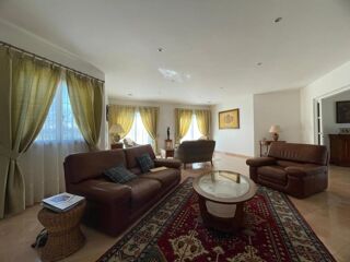  Maison � vendre 9 pi�ces 270 m�