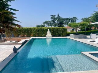  Villa � vendre 6 pi�ces 225 m�